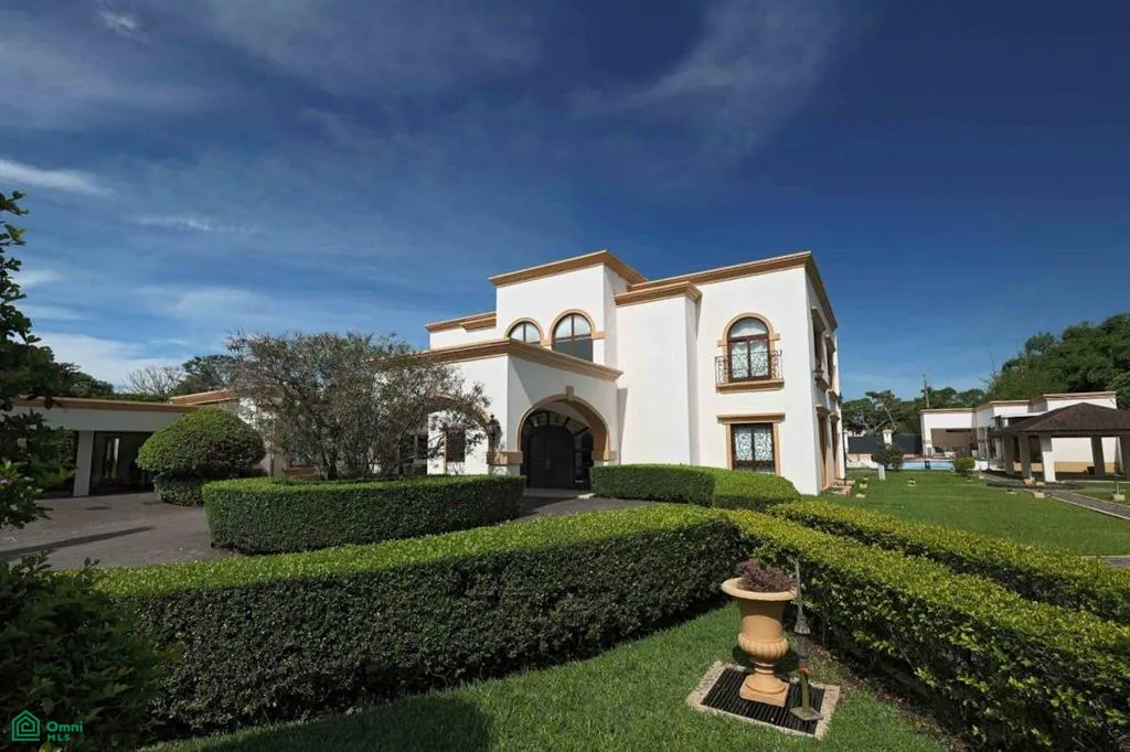 Luxury City Estate Curridabat San Jose