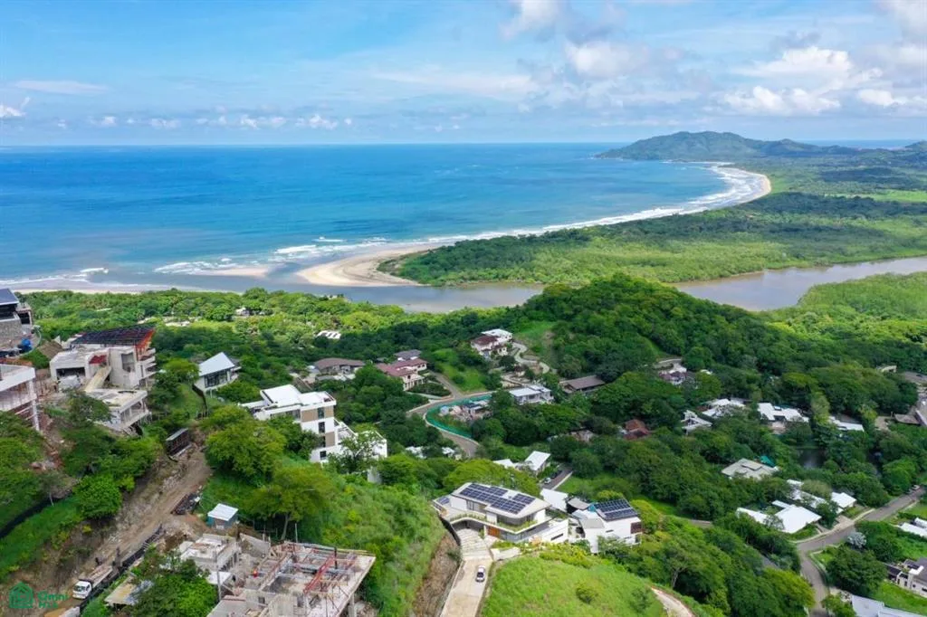 Calle Central Tamarindo Guanacaste