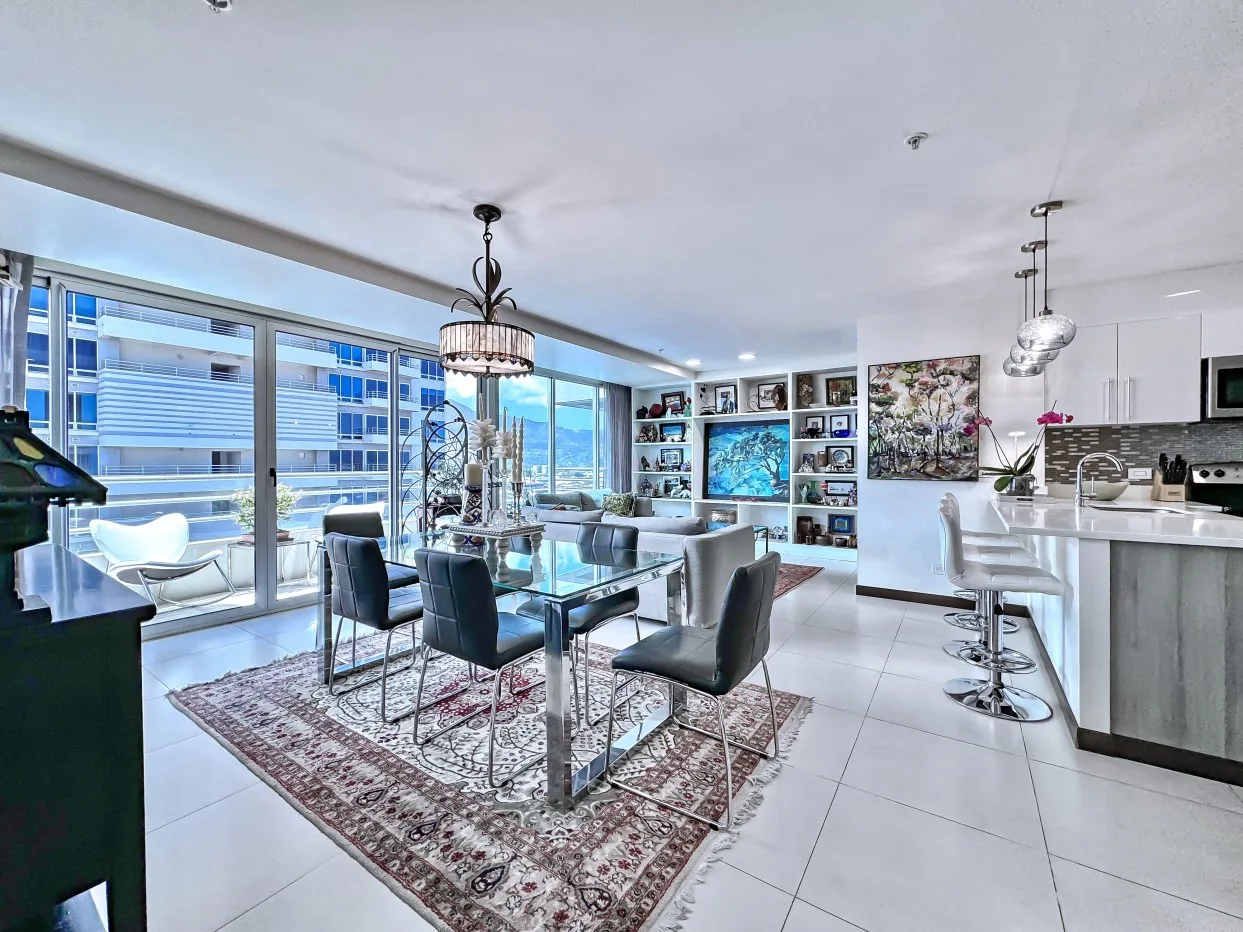 Torres Paseo Colon 13 San Jose Apt Condo — photo 2