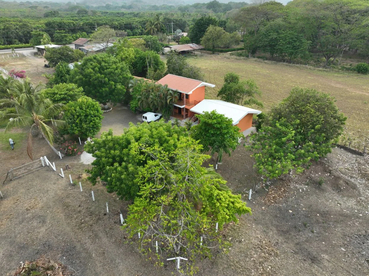 Turnkey Cabin Business Opportunity in Santa Rita, Guanacaste