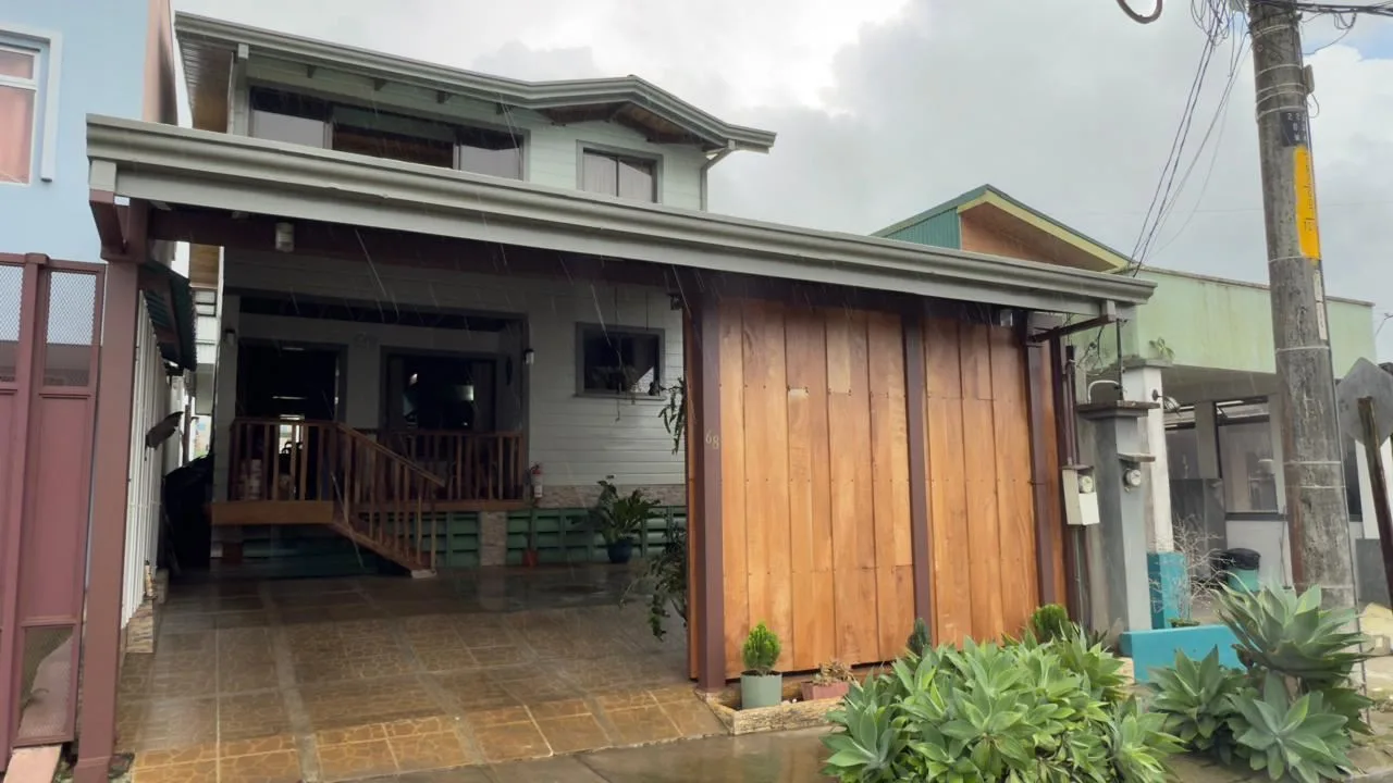 House in Otto Kooper Condominium, San Ramon