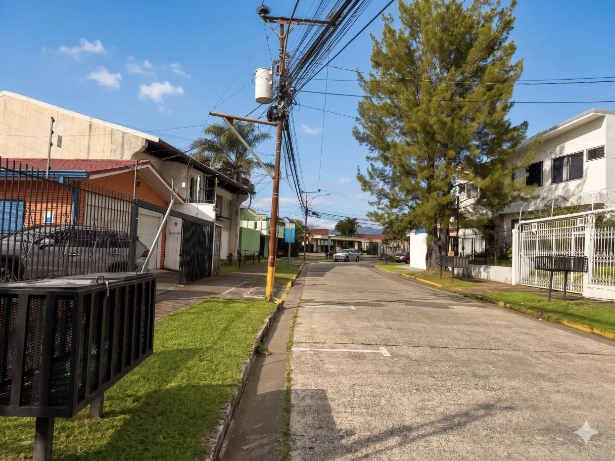 FOR SALE Commercial Property in San Pedro, Barrio Dent | Mixed-Use | High Development Potential — photo 3