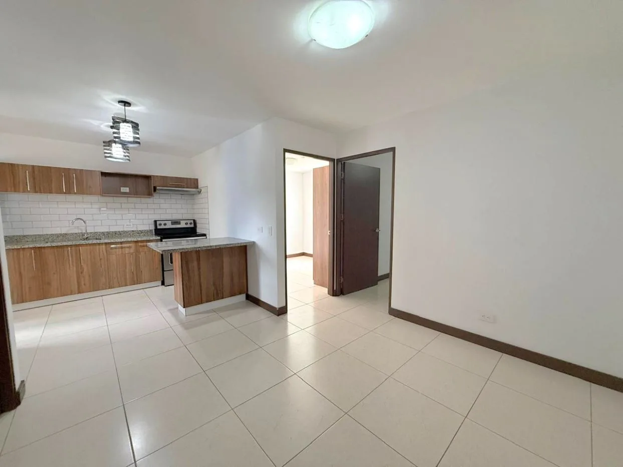 Modern apartment for sale in Almendares 2 Condominium