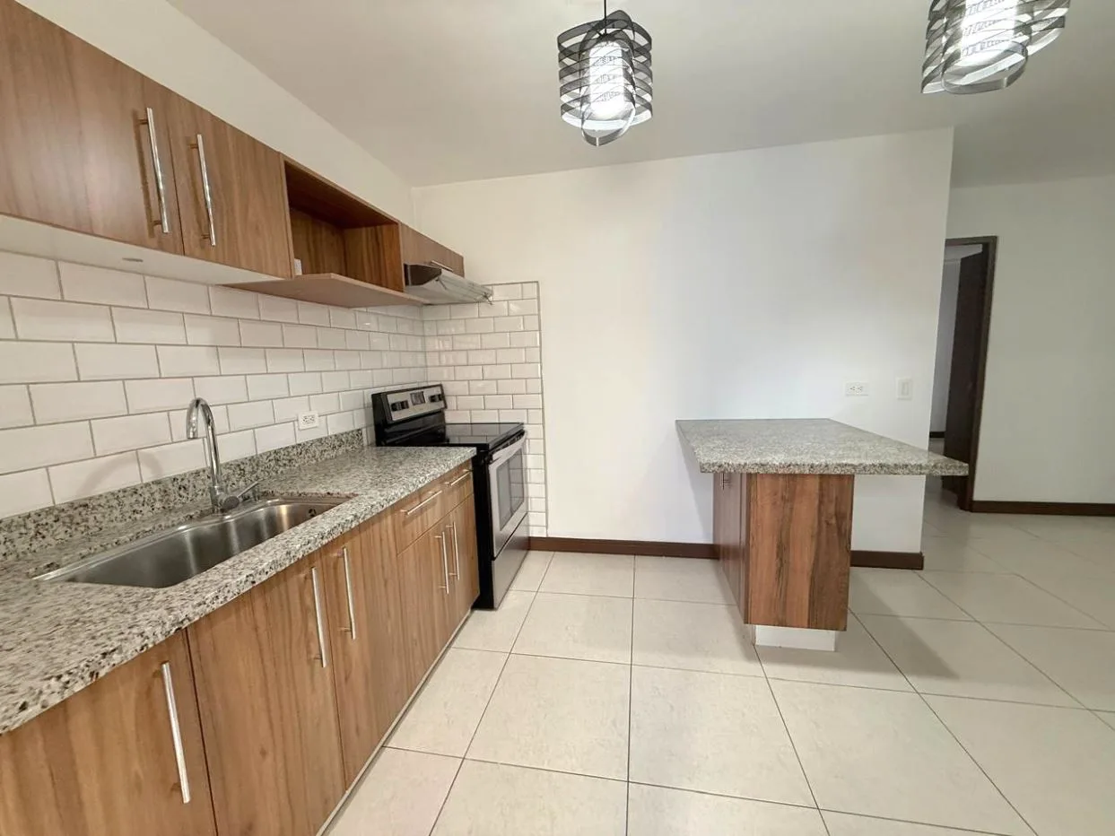 Modern apartment for sale in Almendares 2 Condominium — photo 2
