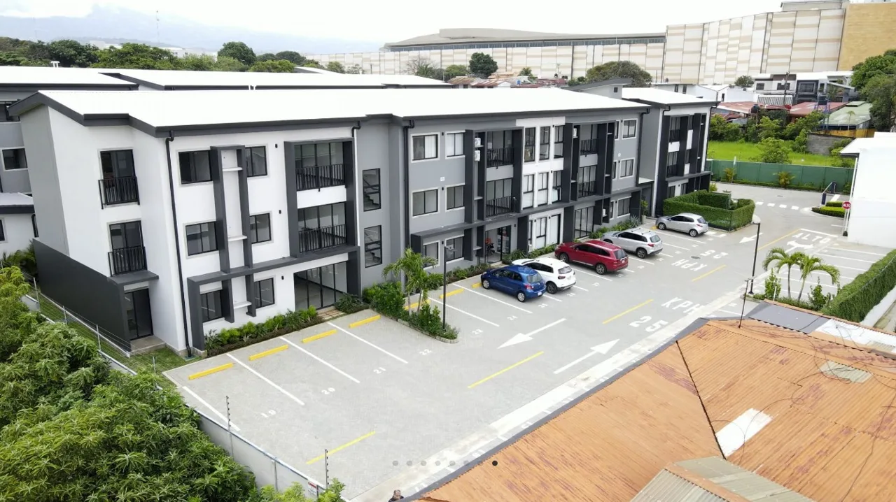 MODERN CONDOMINIUMS, ALAJUELA, COSTA RICA