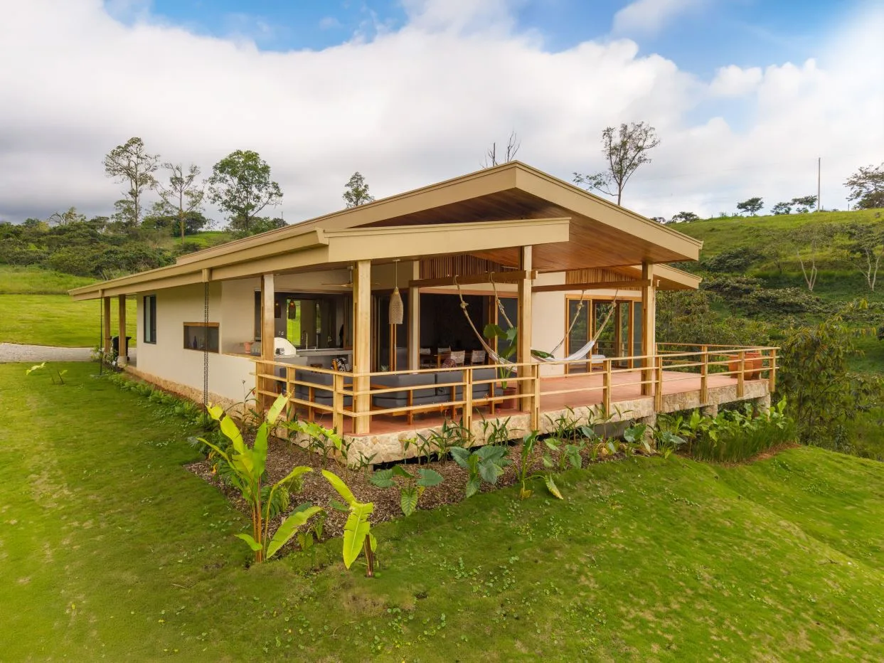 House for SALE in the RISE community
