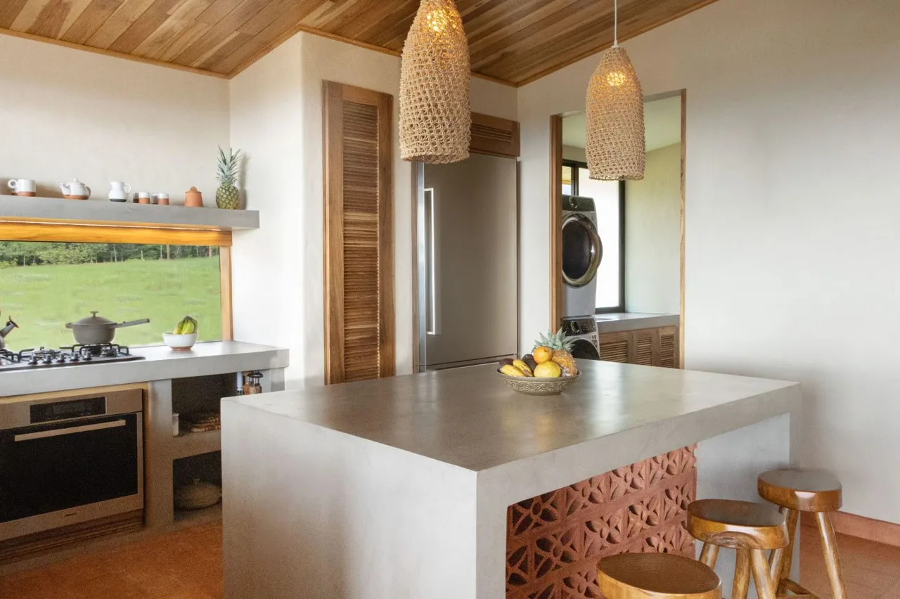 House for SALE in the RISE community — photo 3