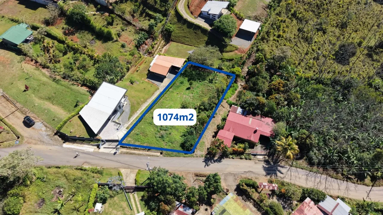 Lot for sale with easy access in Miravalles Perez Zeledon