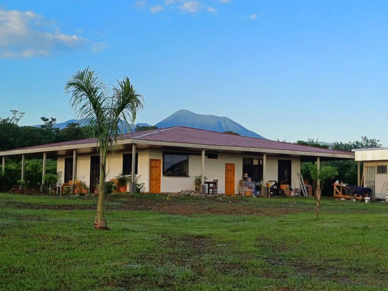 Prime Eco-Investment: Modern Estate Below Appraised Value!