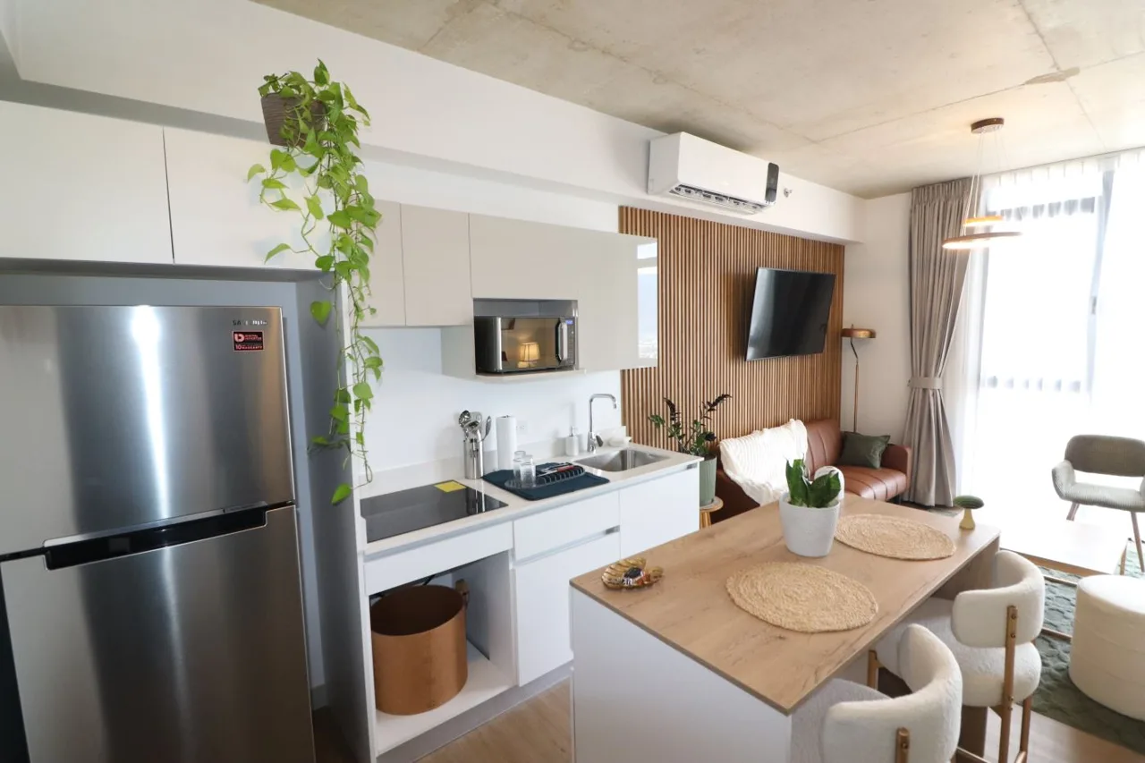 FULLY FURNISHED MODERN LOFT AT SECRT ESCALANTE — photo 2