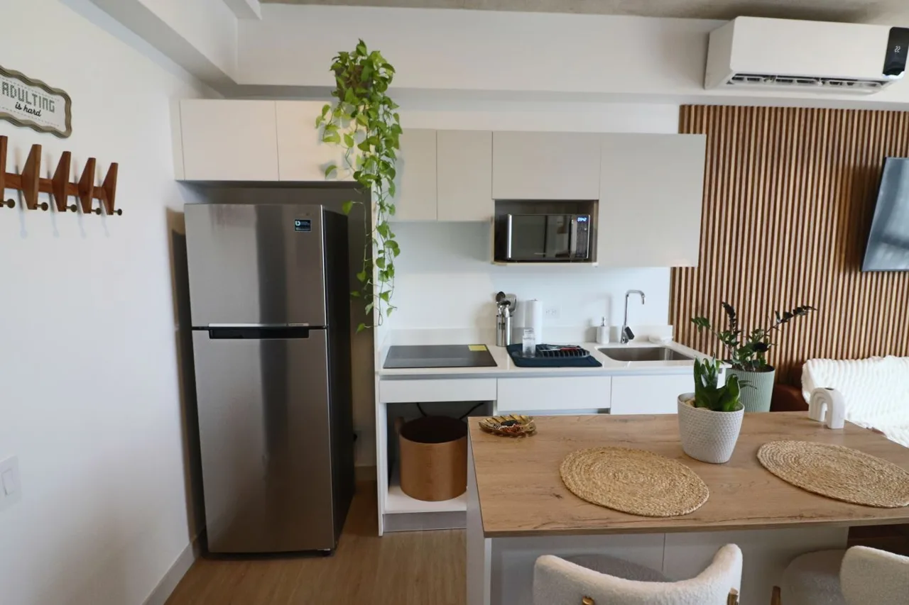 FULLY FURNISHED MODERN LOFT AT SECRT ESCALANTE — photo 3
