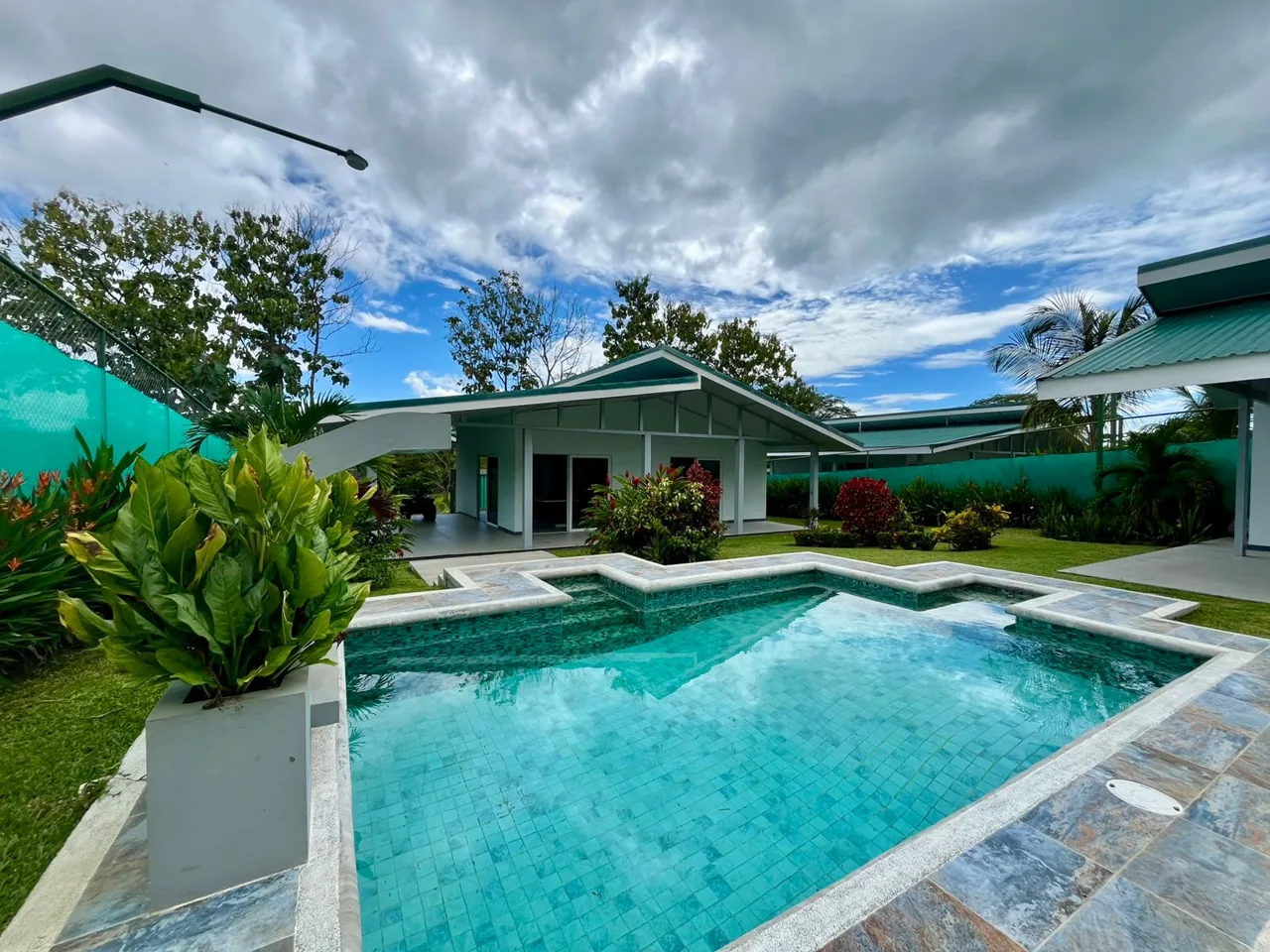 Beautiful Beach House in Playa Bajamar!