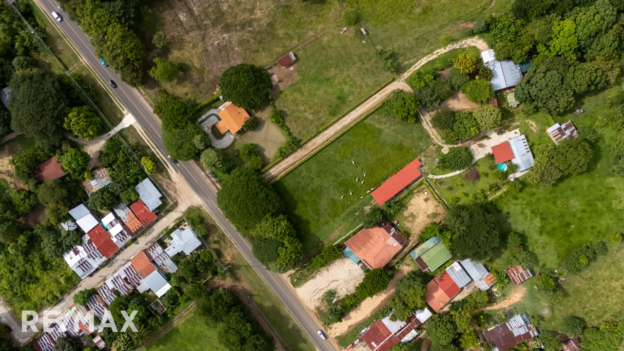 LOTE YARI – Exceptional Opportunity 2935 sqm on the Main Road, Nicoya