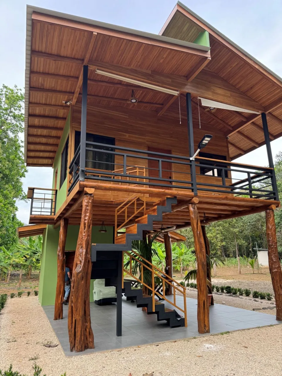 Teak Log Cabin on 1-Hectare Nature Property Near Playa Carrillo – Solar Powered Retreat