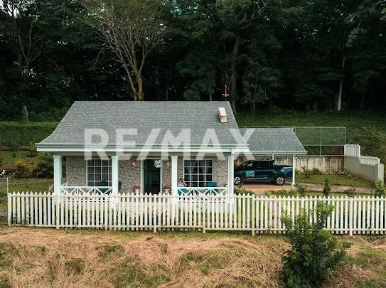 Luxury home in Tilarán near Lake Arenal
