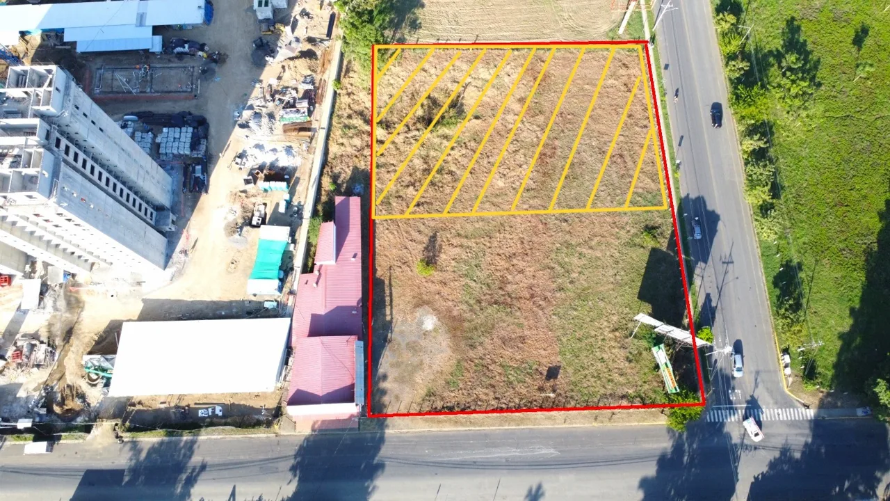 Lot One block to the beach | Mixed zoning | Jaco Beach