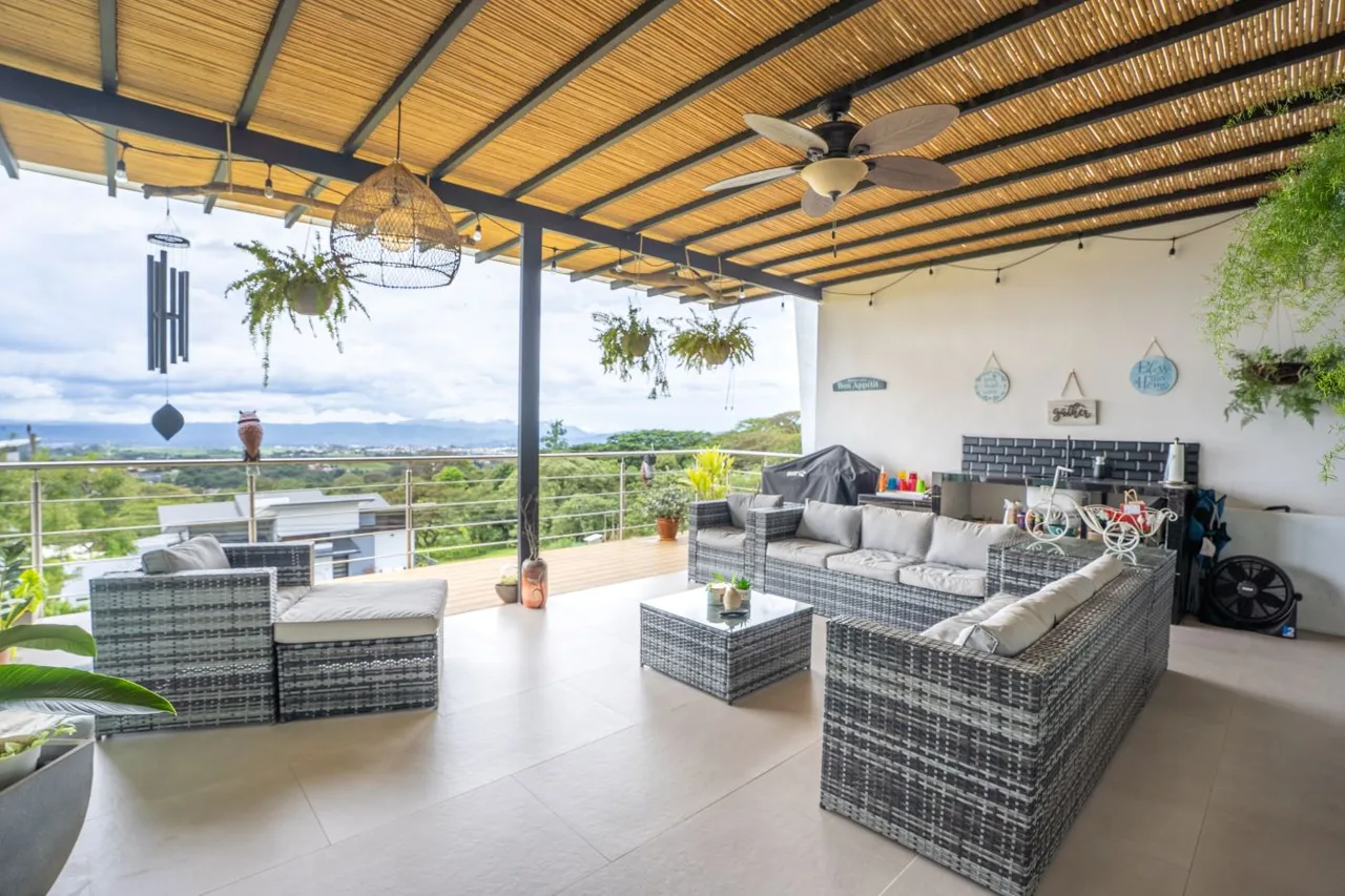 Peaceful retirement community rental furnished Costa Rica