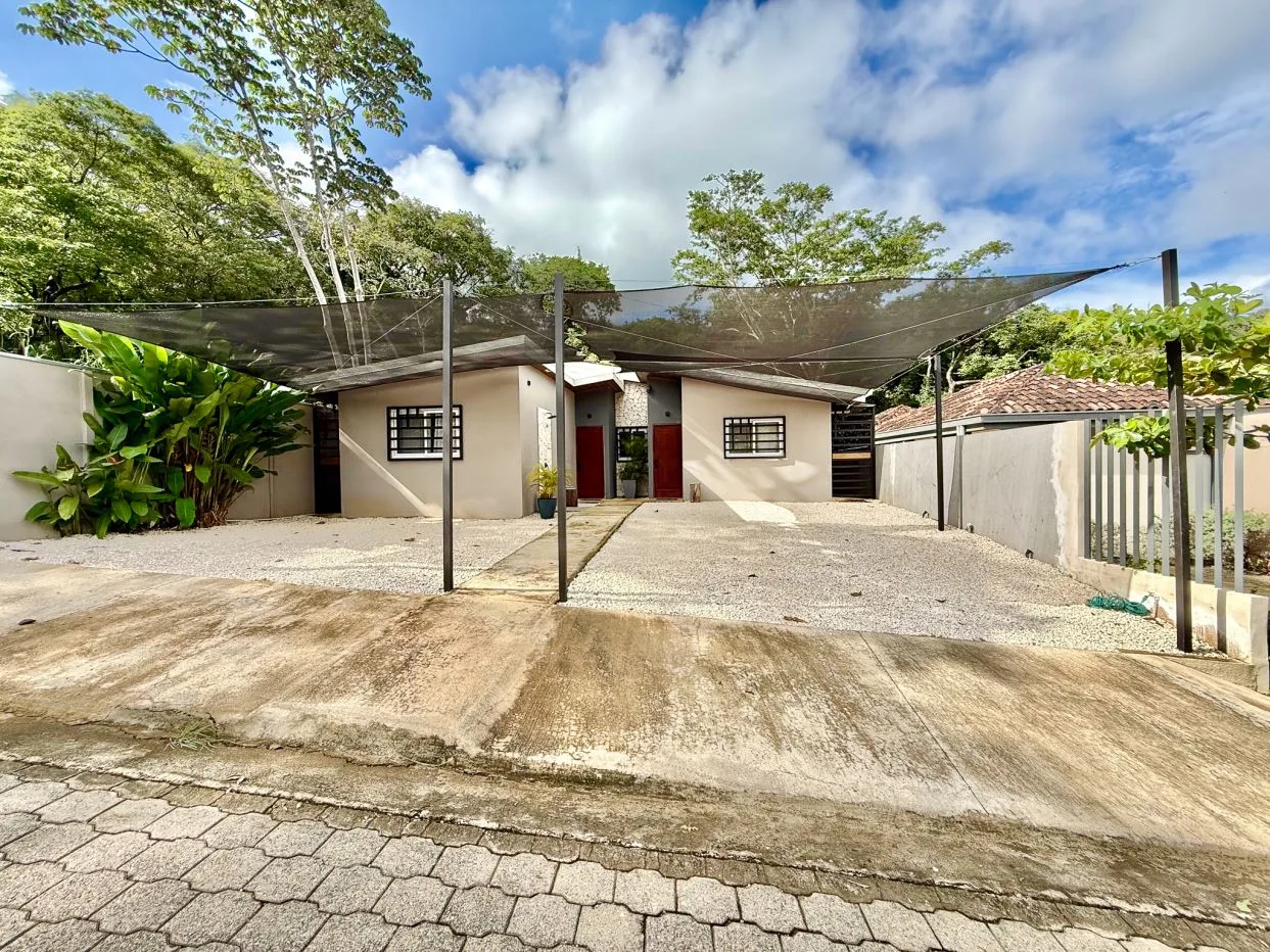 Duplex in Nacazcol – 5 Minutes from Playas del Coco