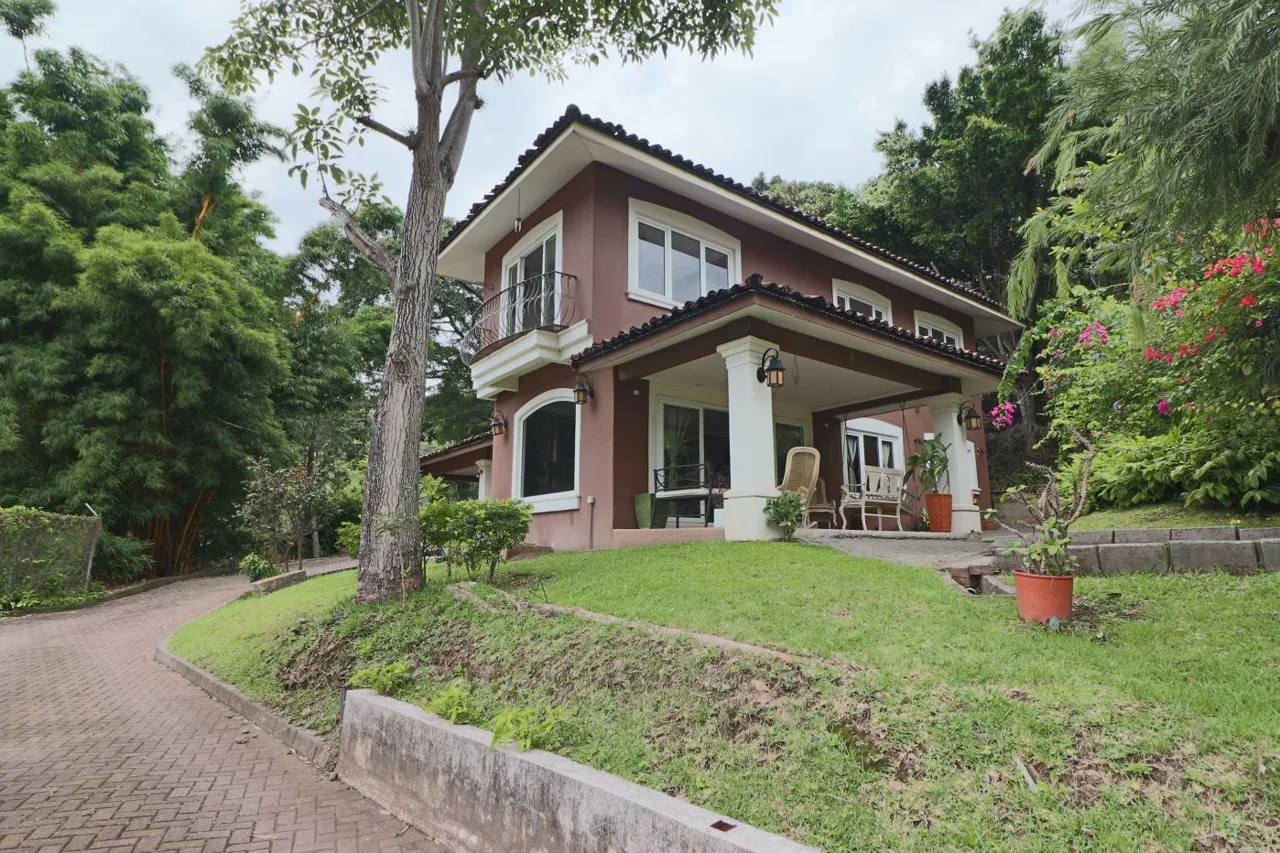 Exquisite Boutique Home in Jaboncillos, Escazú – Where Charm Meets Comfort
