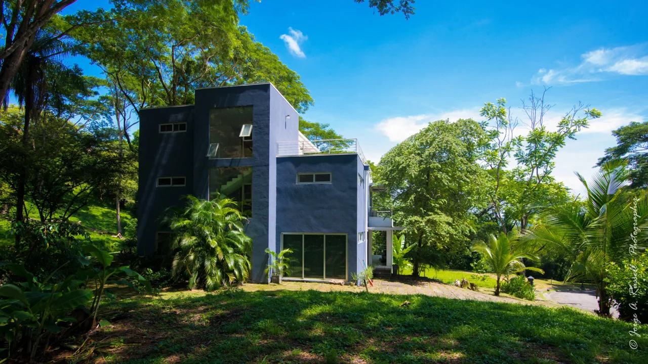 Nativa Resort 5-Bedroom House on Large Lot