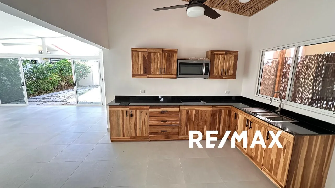 Stunning Brand-New 3-Bedroom Home in Gated Community | Guaria Morada, Casa 5