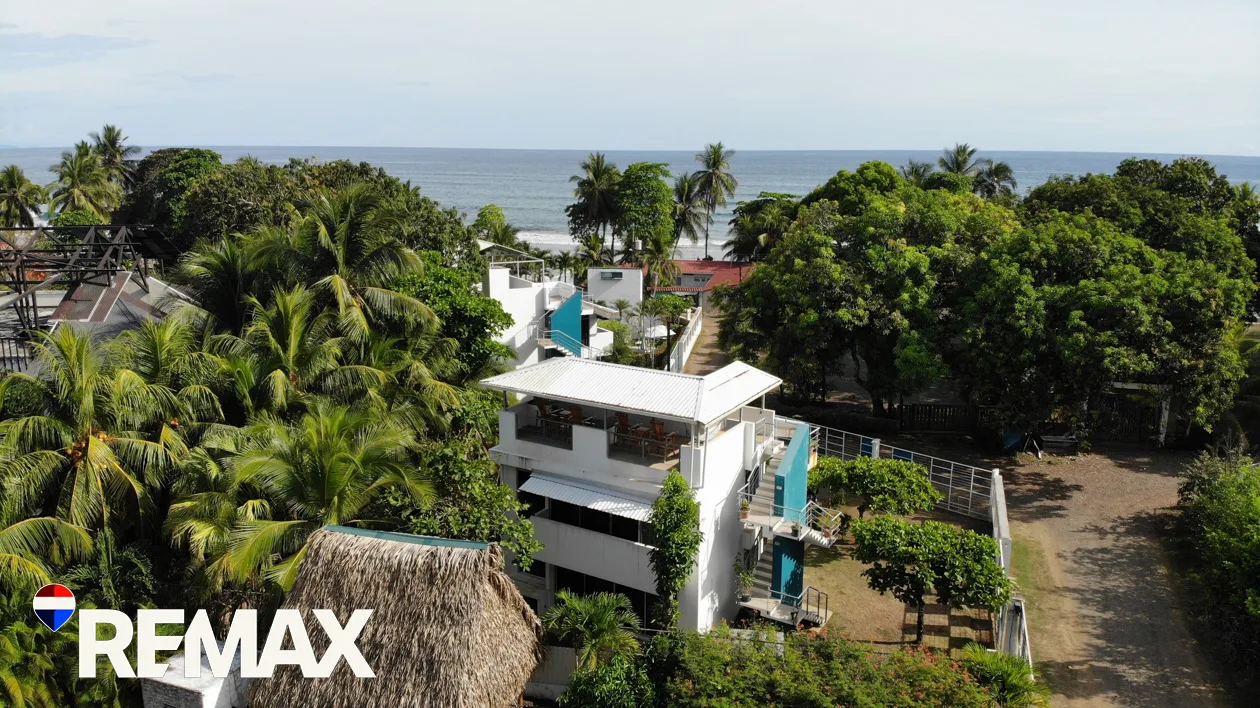 Rocamar Villa | Top Floor Unit | Rooftop Deck
