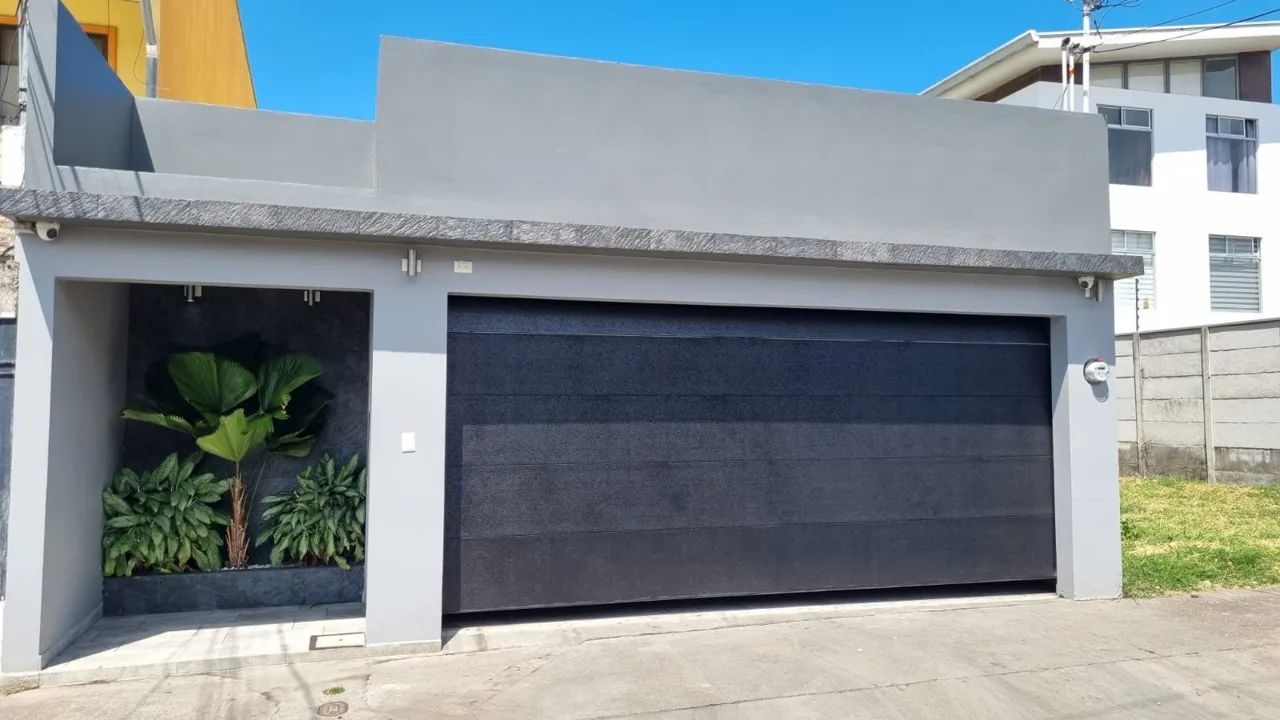 The ideal family home to grow, connect, and thrive in Mercedes Norte, Heredia