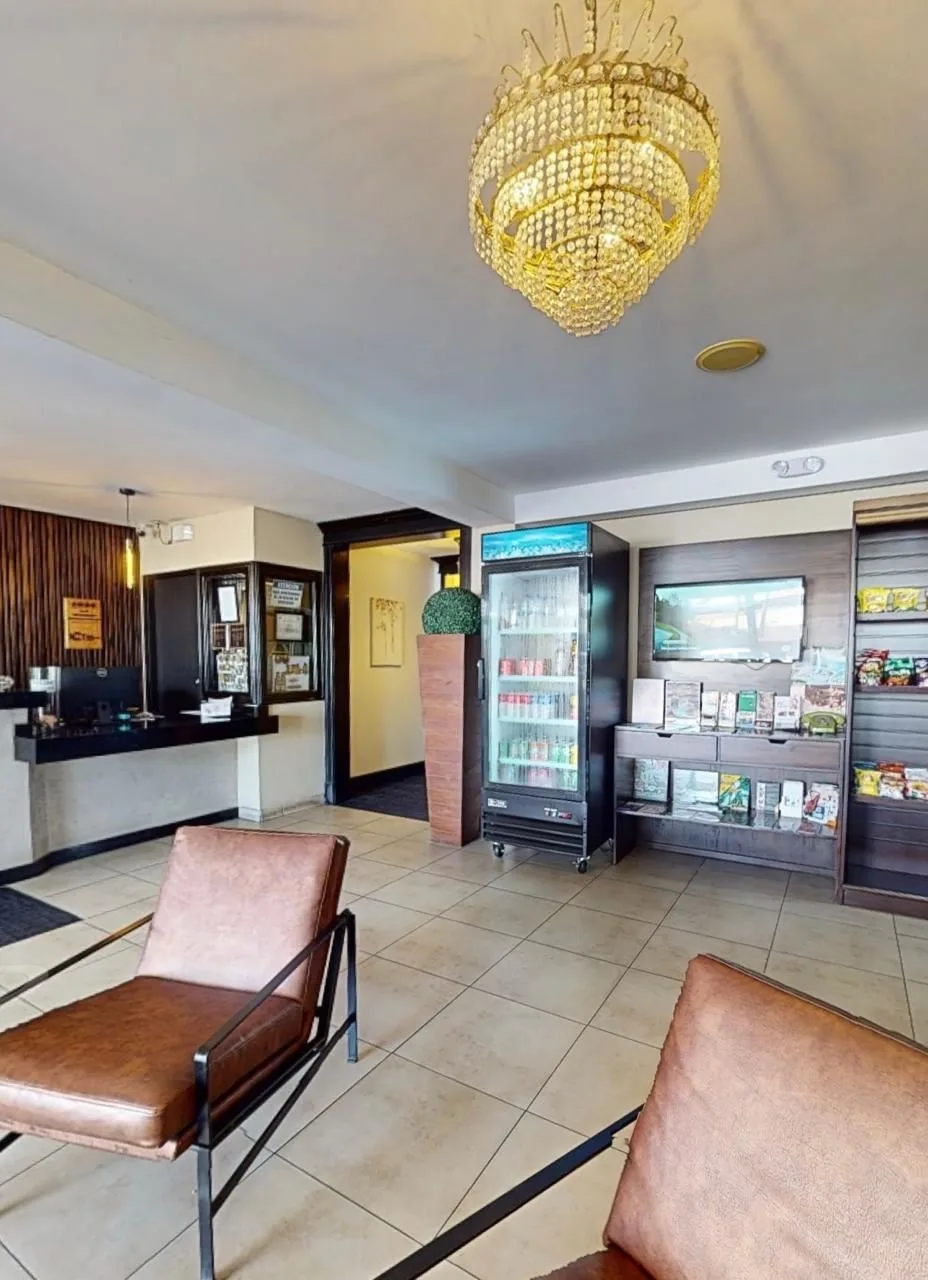  Strategic Located Boutique  Hotel In Sabana — photo 5