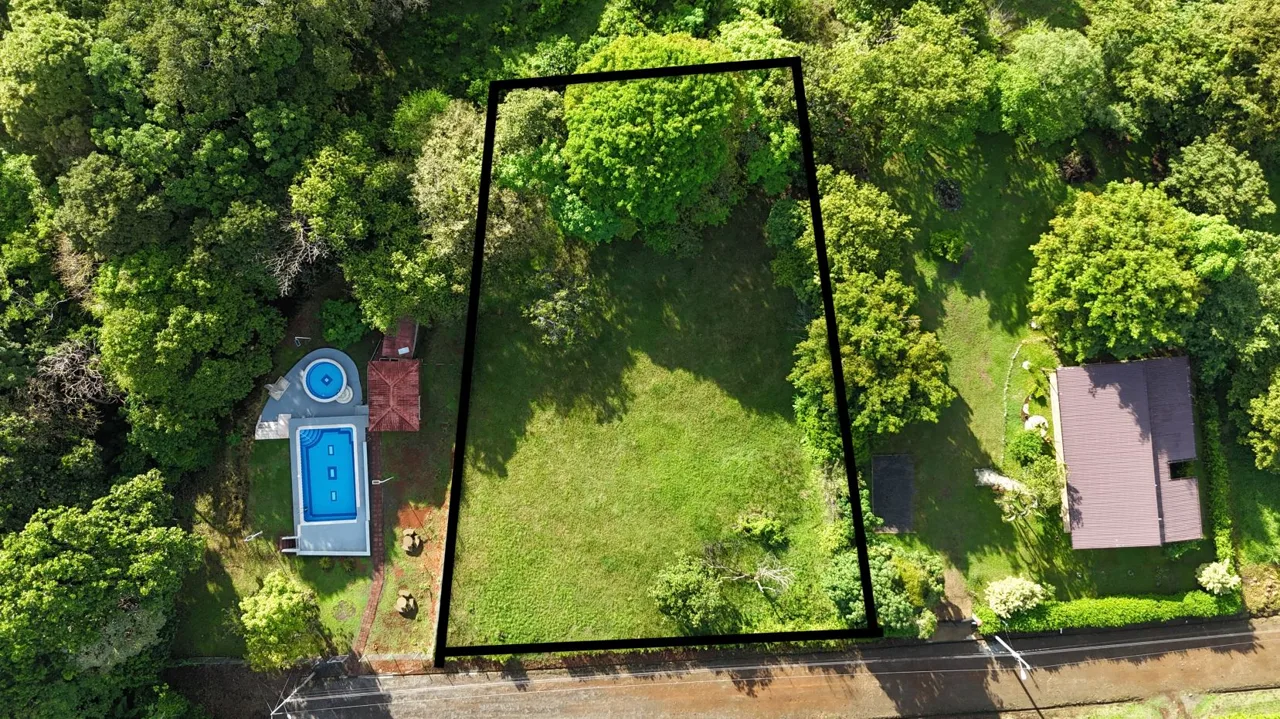 Lot for Sale in Orotina San Mateo, gated community