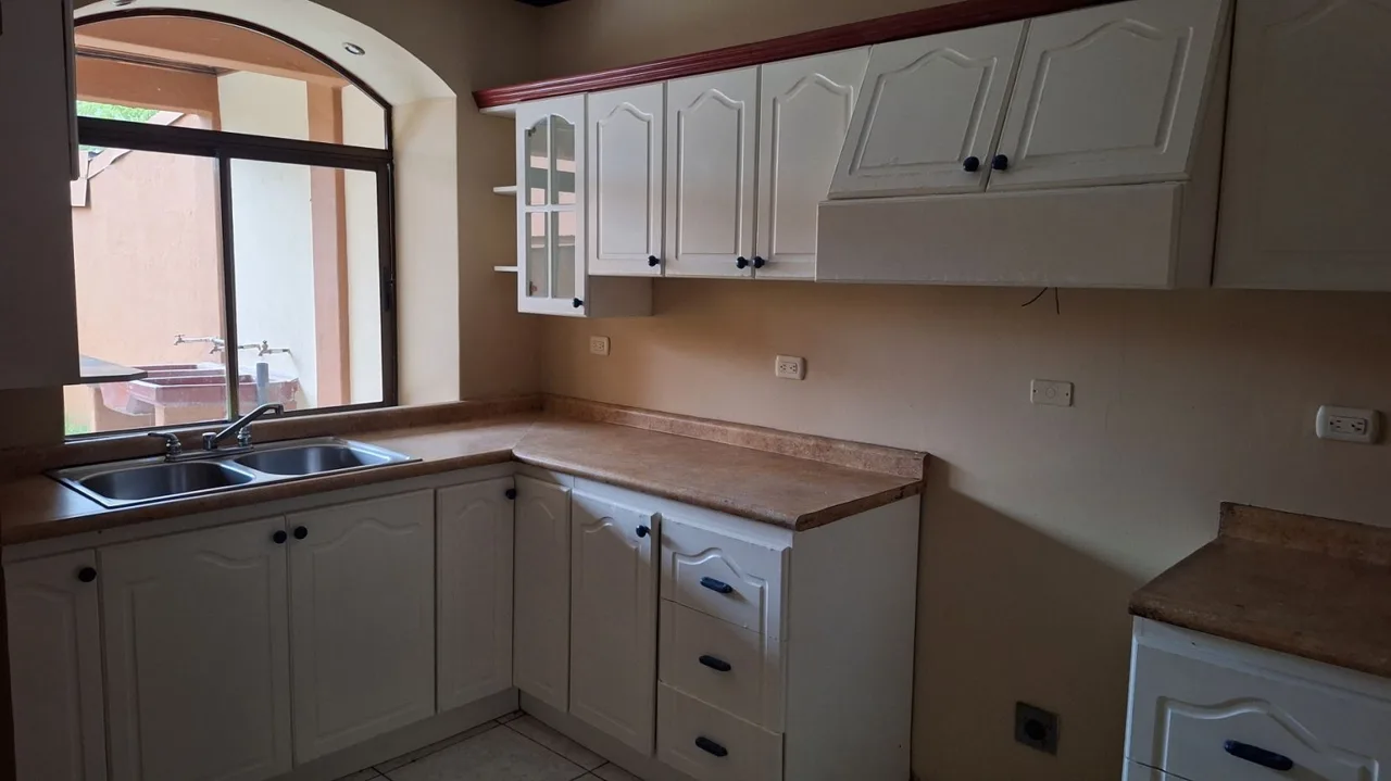 House in Biamonte Urbanization, Vázquez de Coronado, San Isidro — photo 4