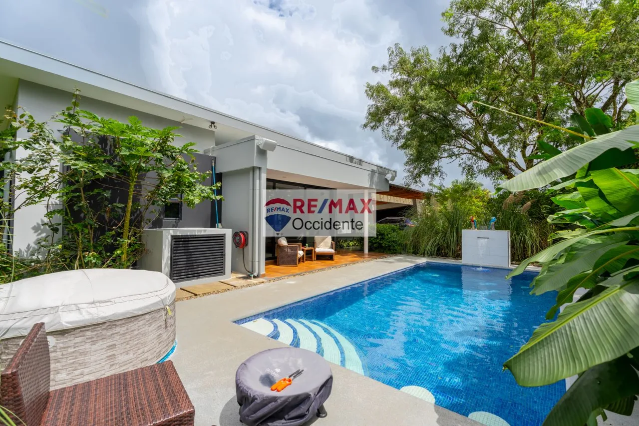 Modern Home for Sale in Ciudad Quesada, Costa Rica – $359,900 with pool