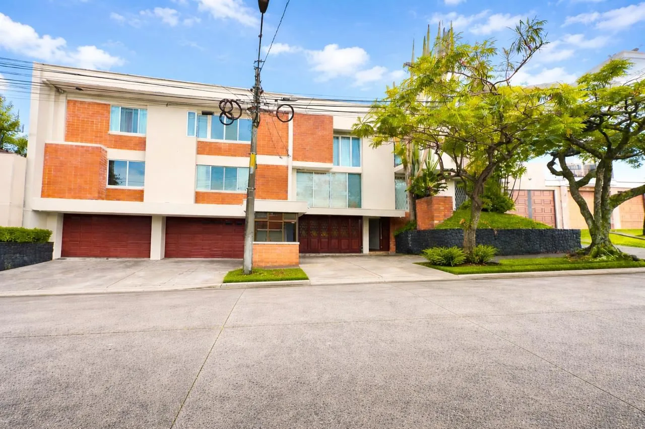 Property For Sale Investment Opportunity Central San José Prime Location