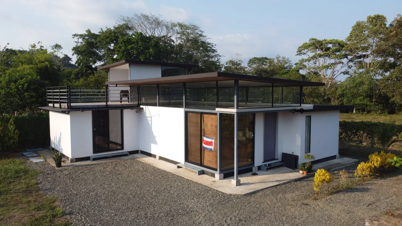 New 3-bedroom house in La Palma