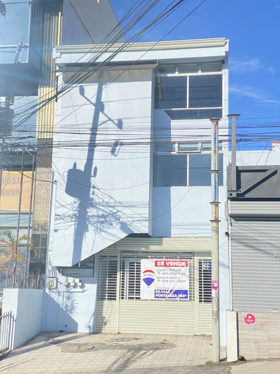 PRICE DROP: Hot Location for Retailers next to Mc Donalds Heredia