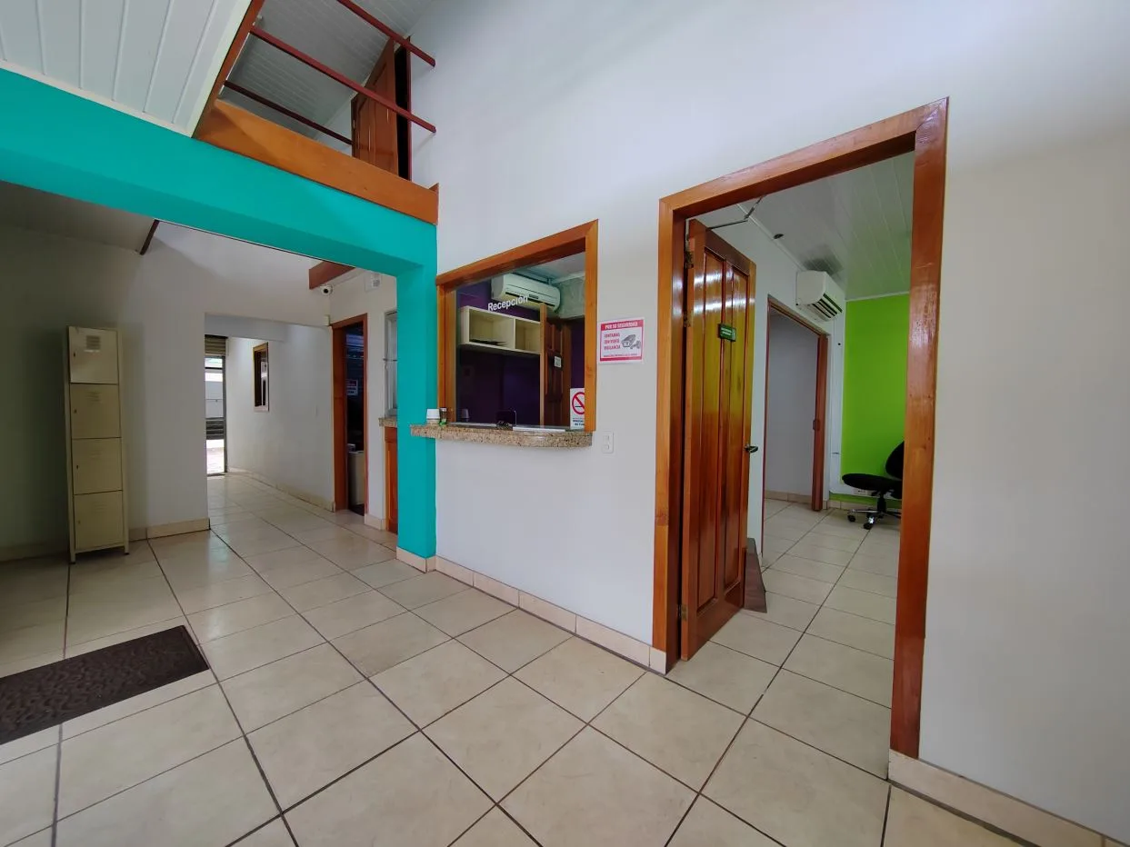 Commercial premises/office or medical center, with excellent location and development. — photo 4