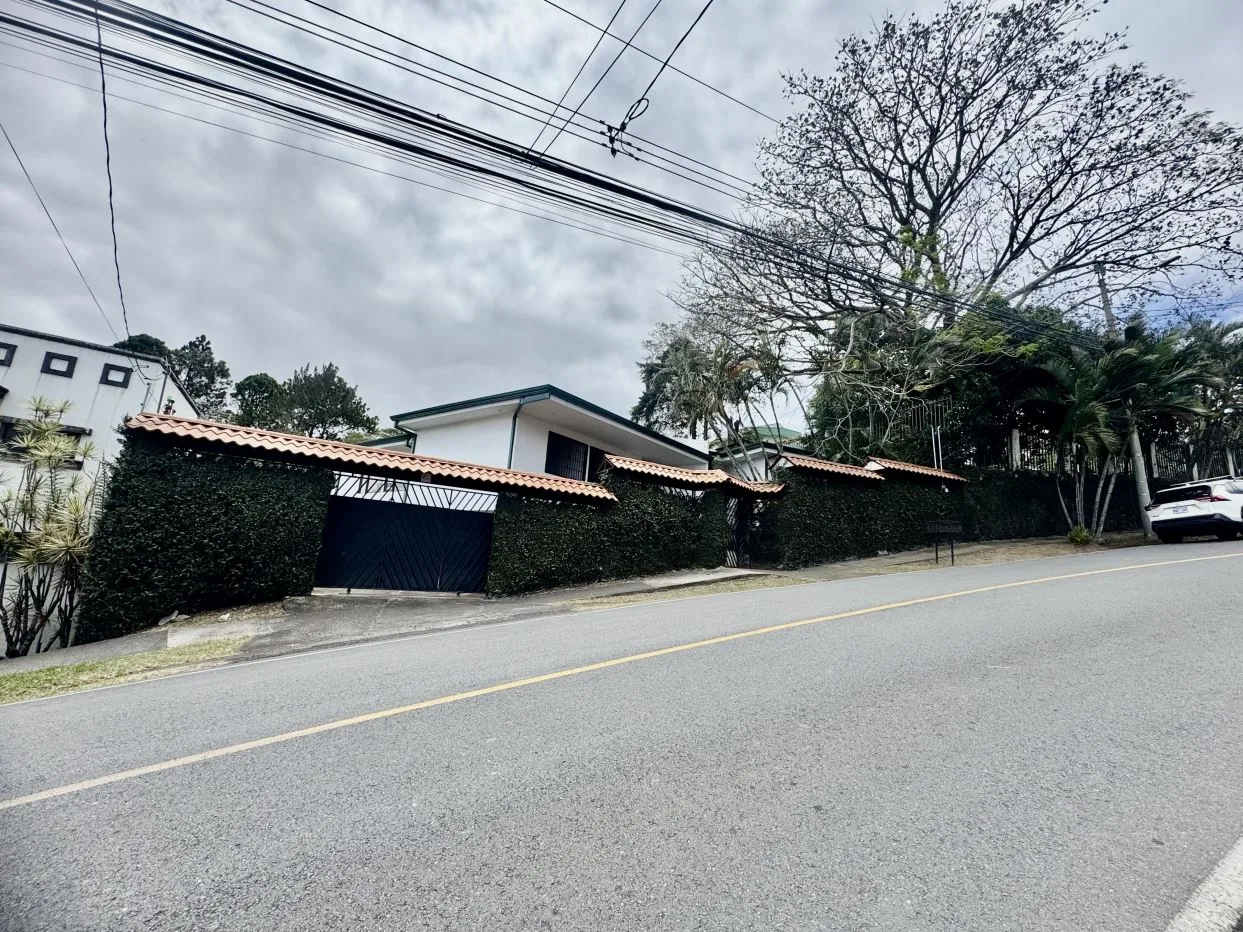House for Sale in Loma Real, Escazú