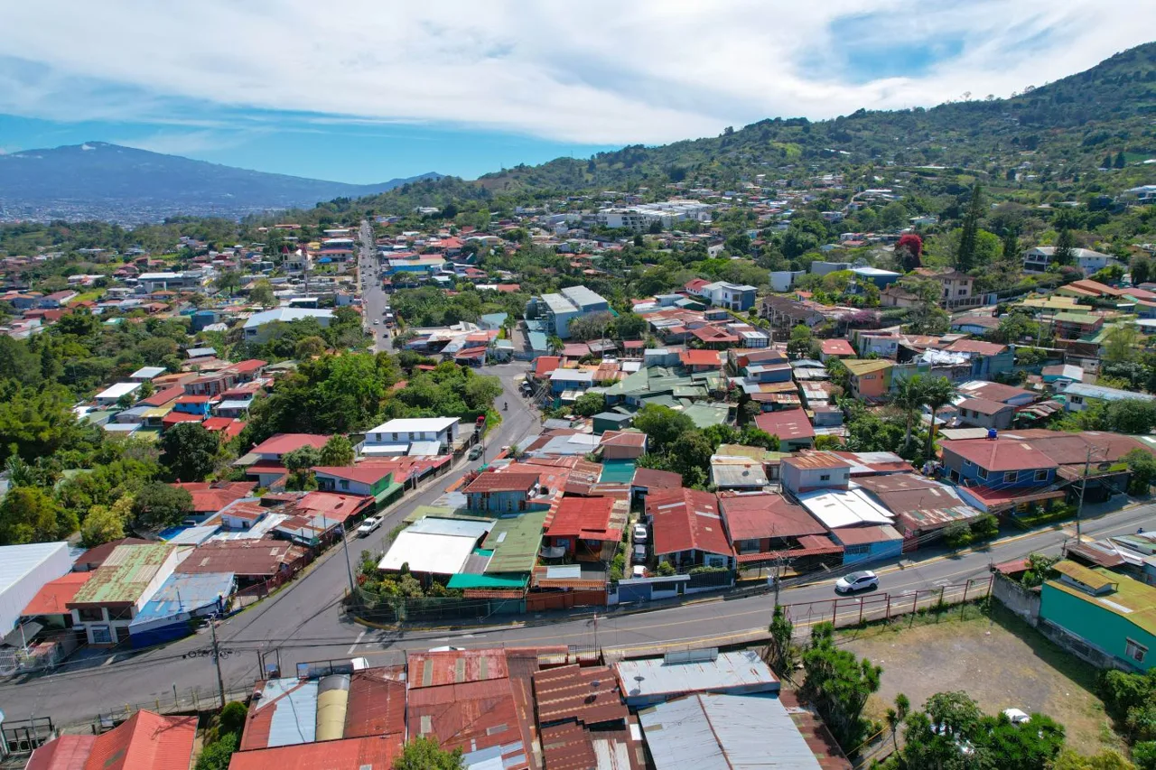 Investment Opportunity: Mixed-Use Lot in the Heart of San Antonio, Escazú