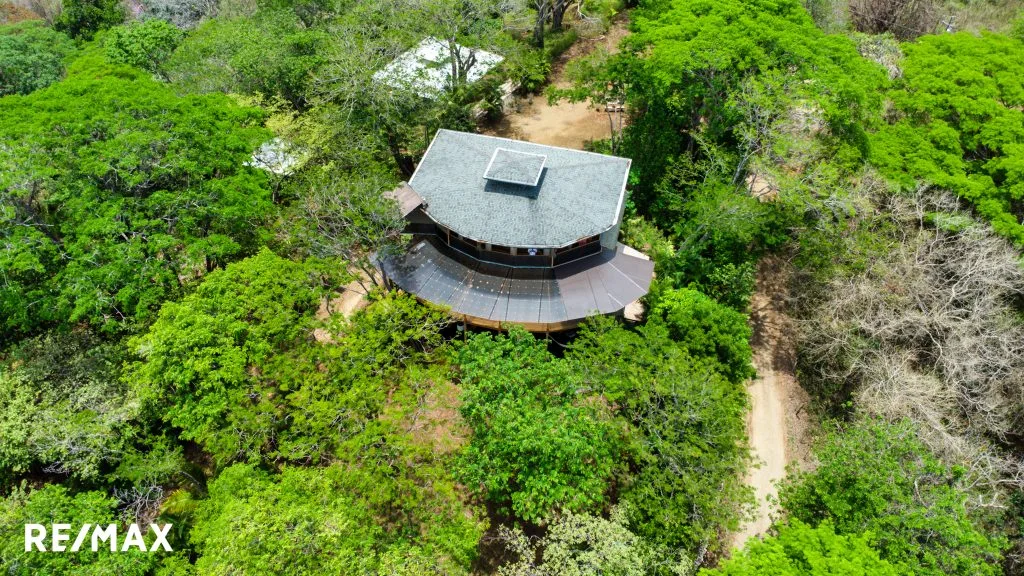 Casa Quantica-Private Estate in Garza Hills