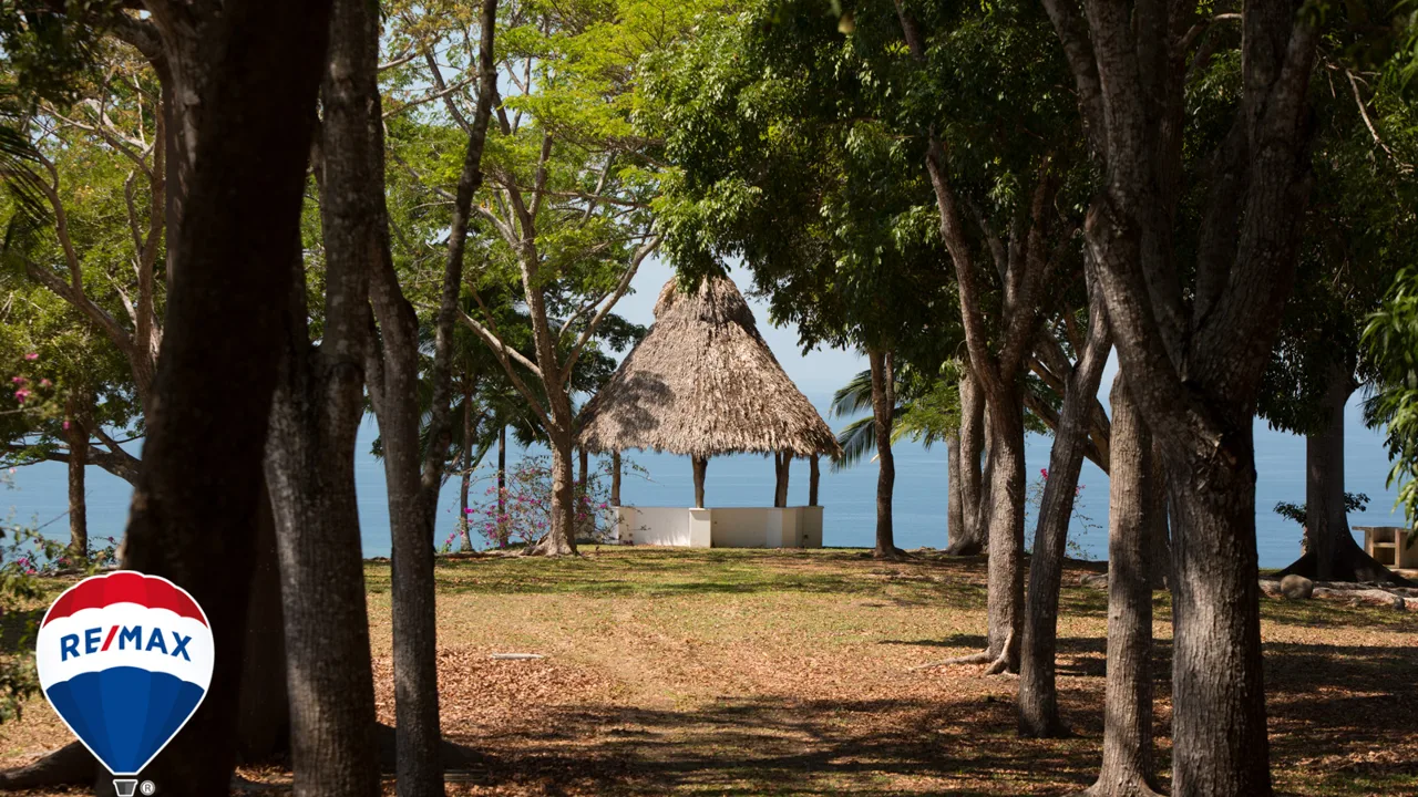 Panoramic View of Coast Line | Perfect for Hotel or Private Residence — photo 5