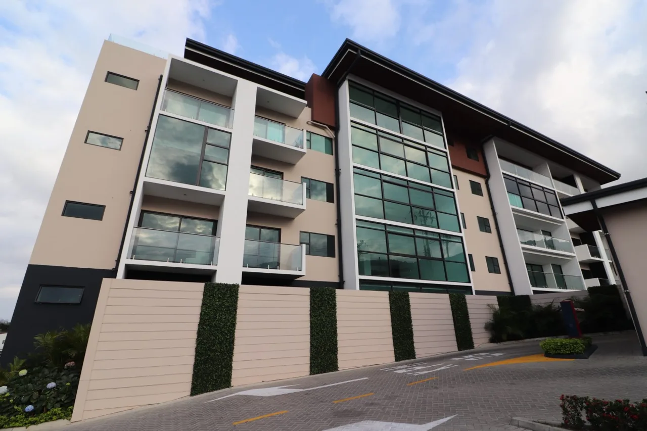 LUXURY PENTHOUSE ESCAZU, COSTA RICA