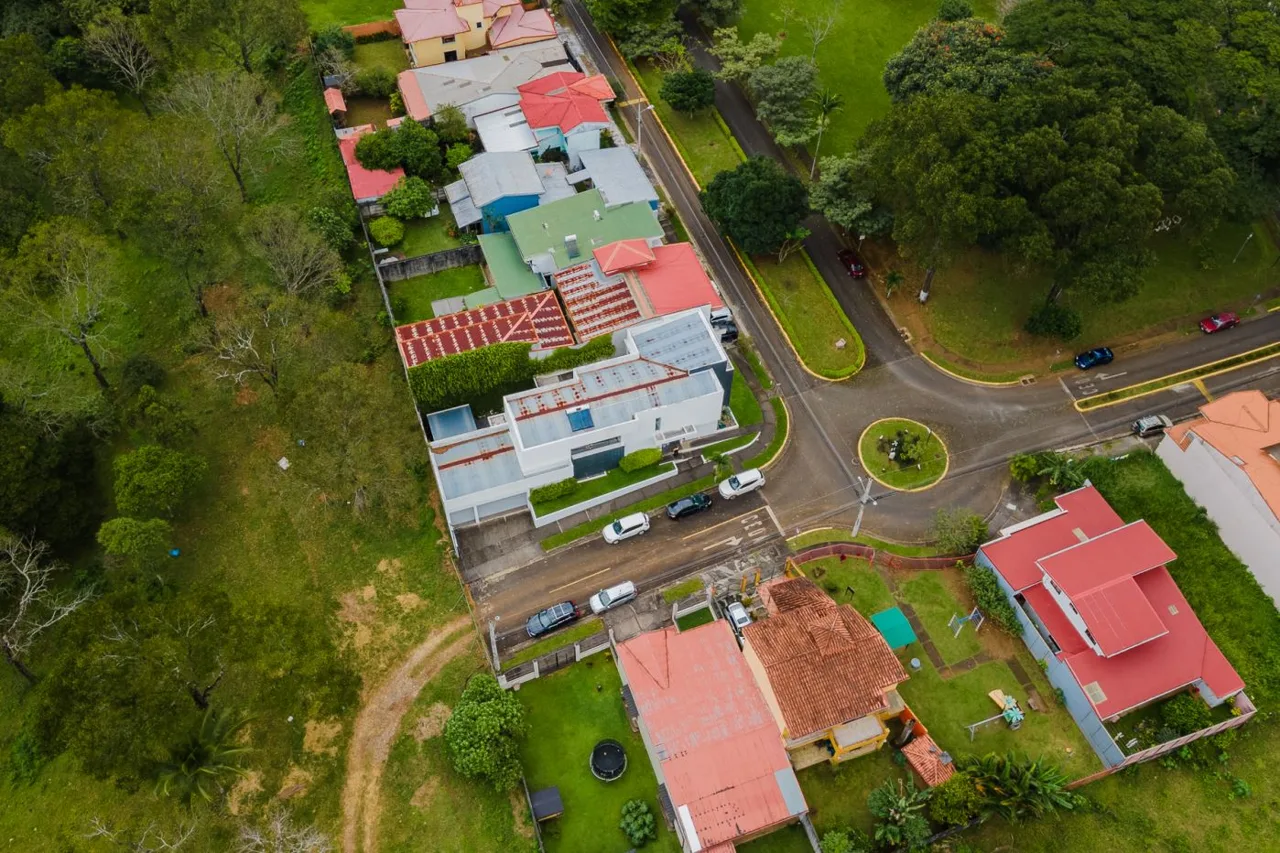 House for sale in Condominium Altos de Montenegro, Alajuela