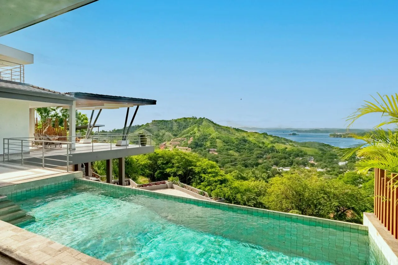 Casa Roca: Gorgeous Ocean view House in Coco Bay