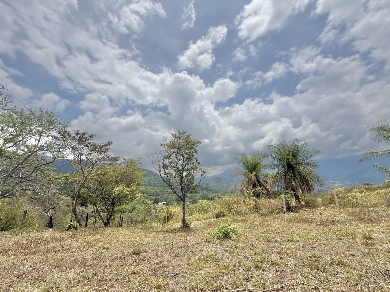 Lot in Turrubares with Stunning Mountain Views – Ready to Build