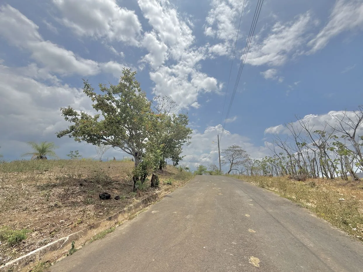 Lot in Turrubares with Stunning Mountain Views – Ready to Build — photo 2