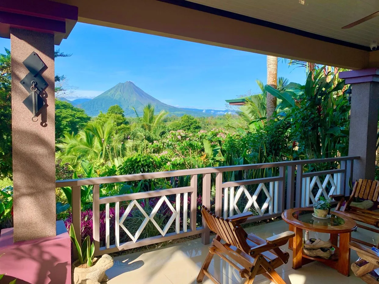 Paradise, property with Arenal Volcano View, Two Homes, Gardens and Income Potential near La Fortuna – 5,000 m²
