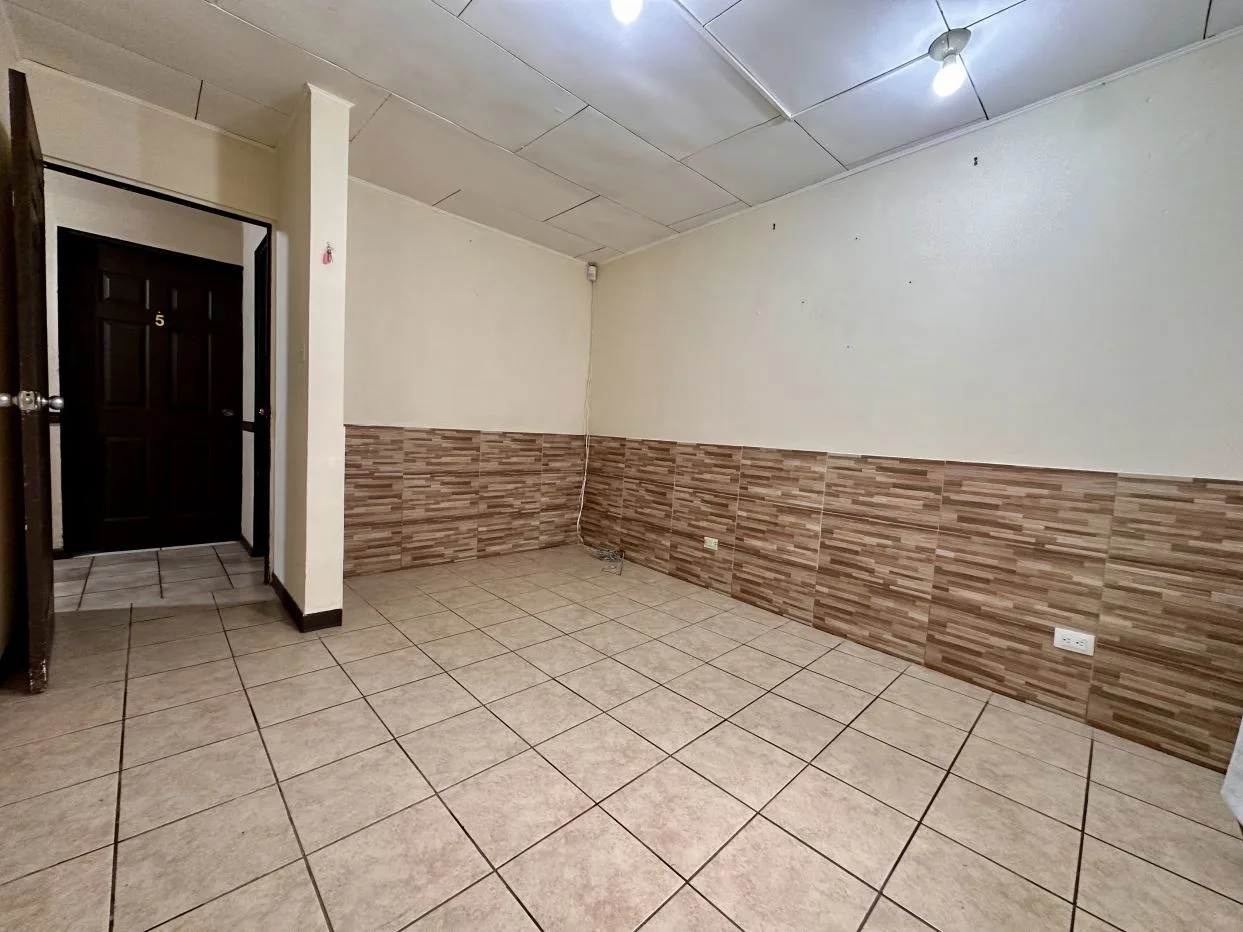 Office in Sabana Oeste with all services included – $325/month — photo 2