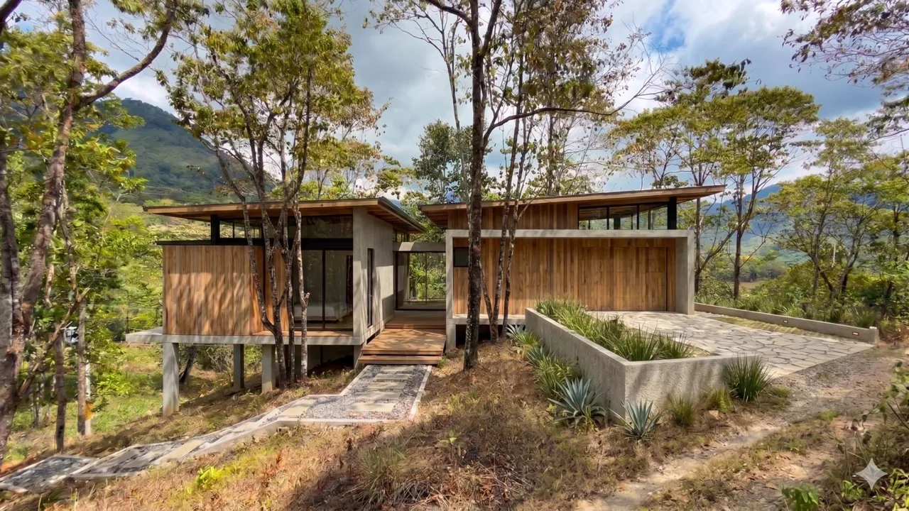 For Sale: Beautiful Mountain 1.414m2 Residential Lot in Quebradas - CR