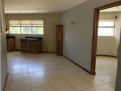 Property with 3 Apartments for Sale — photo 3