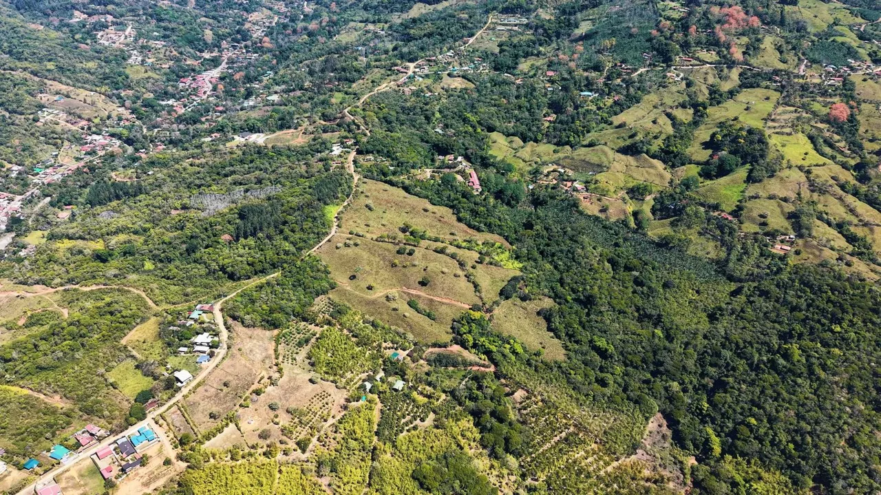 71-Acre Investment Property in Costa Rica with Mountain Views and Water Rights — photo 2