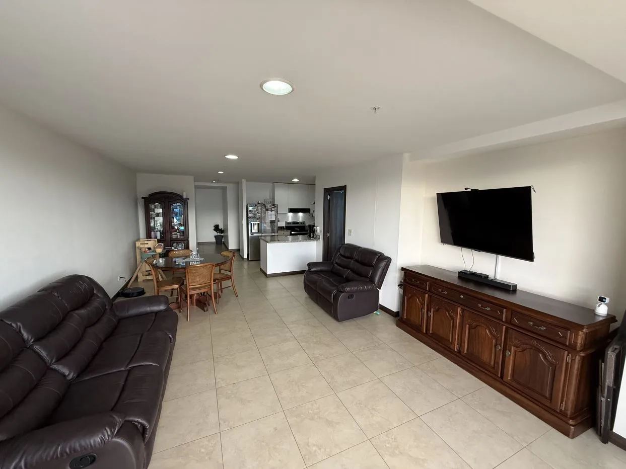 Amazing Apartment For Sale in Torres Paseo Colón, San José — photo 4